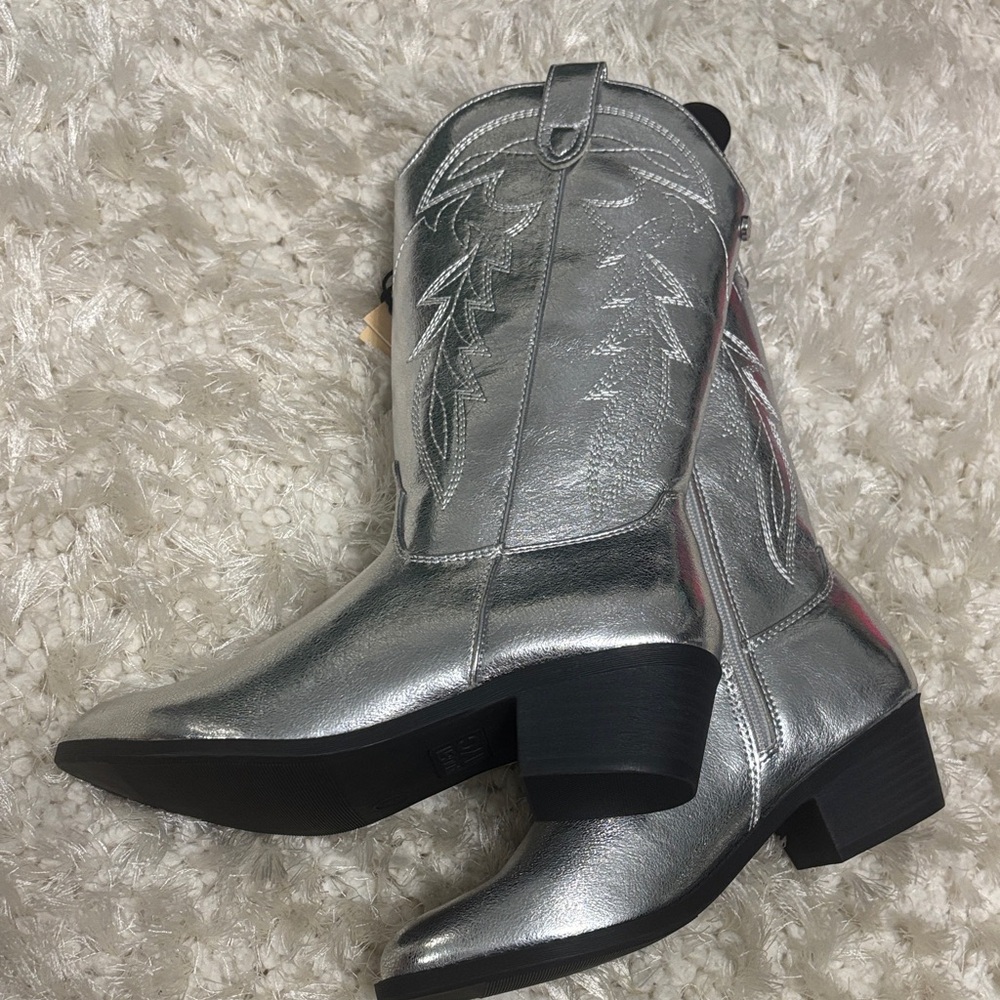 Madden NYC Kids Silver Western Cowboy Boots - Picture 8 of 9